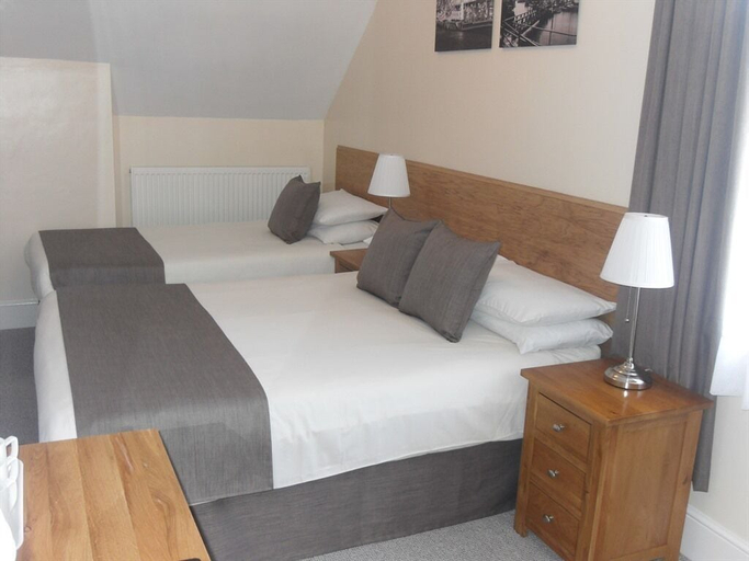 Bedroom 2, Powys Lodge, North Yorkshire