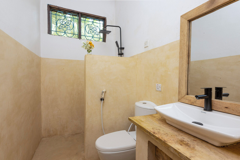 Bathroom 4, The Seles Boutique Resort, Kaskazini 'A'