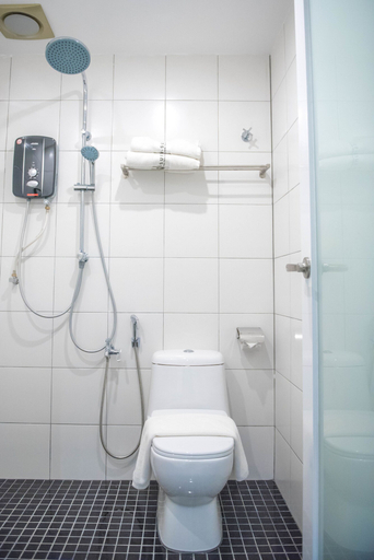 Bathroom 5, Muo Resort, Muar