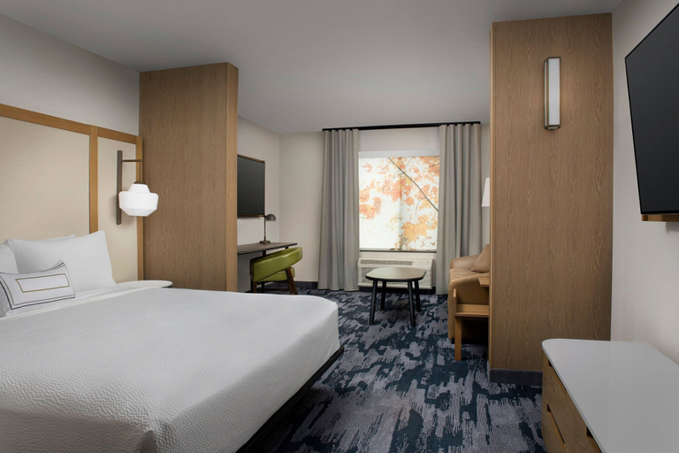 Bedroom 3, Fairfield Inn & Suites by Marriott Aberdeen, Harford