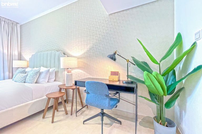 Room 4, bnbme | Túria Tower A | 2 BDR, Dubai