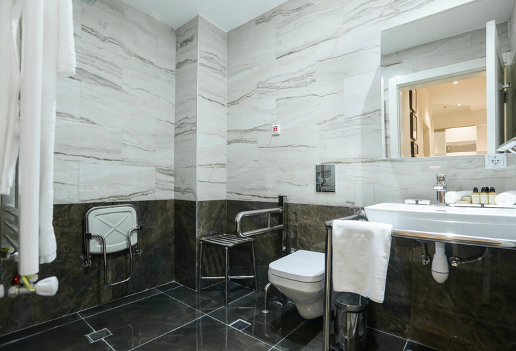 Bathroom 4, Somerset City Centre Atyrau, Makhambetskiy