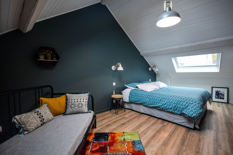 Bedroom 3, Une Odeur de Tilleul, Loire