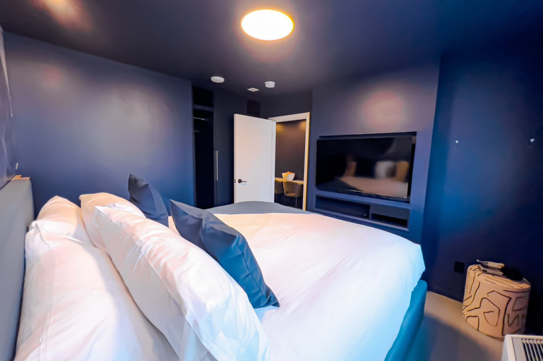 Bedroom 12