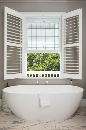 Bathroom 5, The Marlborough, Marlborough