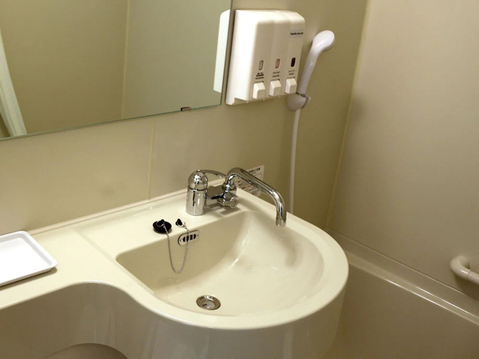 Bathroom 3, Toyoko Inn Tsushima Hitakatsu, Tsushima