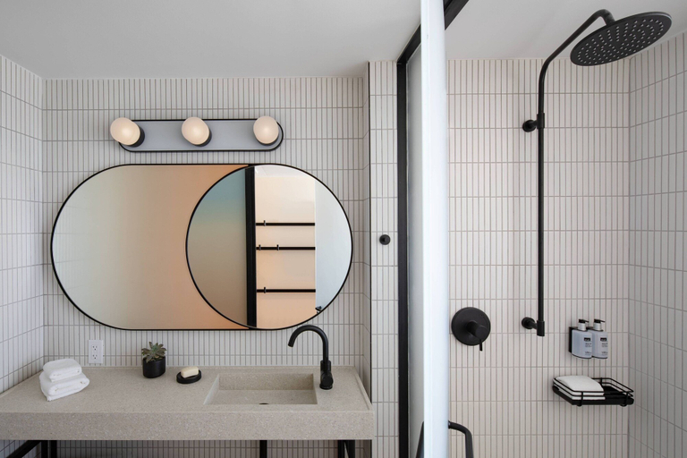 Bathroom 5, Moxy Miami South Beach, Miami-Dade