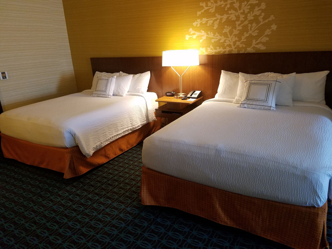 Bedroom 3, Fairfield Inn & Suites Gallup, McKinley