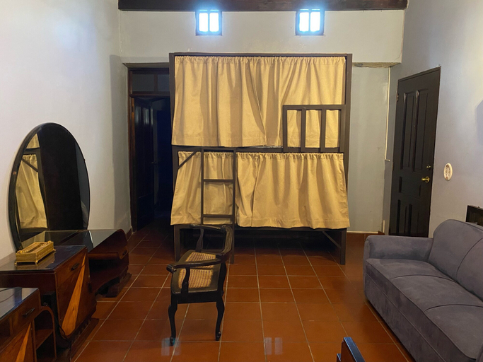 Others 5, Ruaj Hostal, Antigua Guatemala