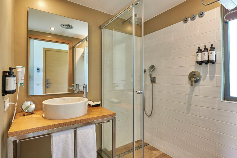 Bathroom 5, URH - Hotel Moli del Mig, Girona