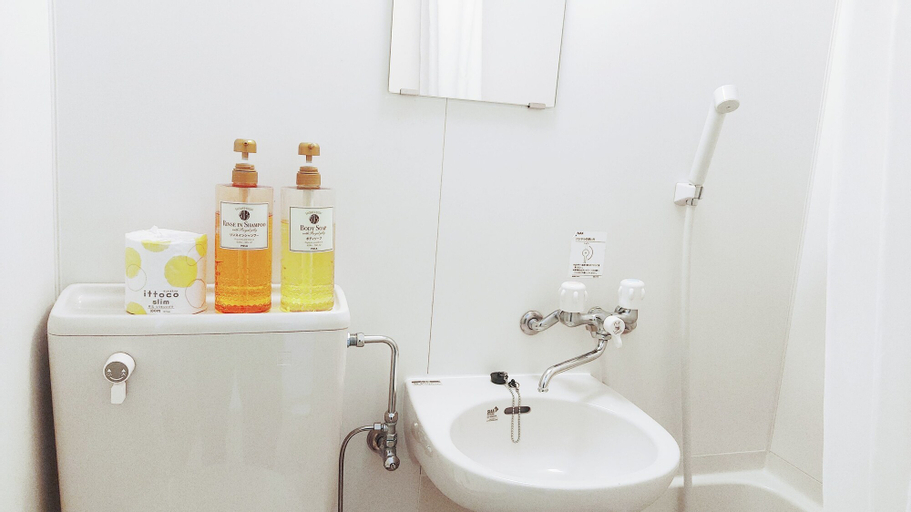 Bathroom 21