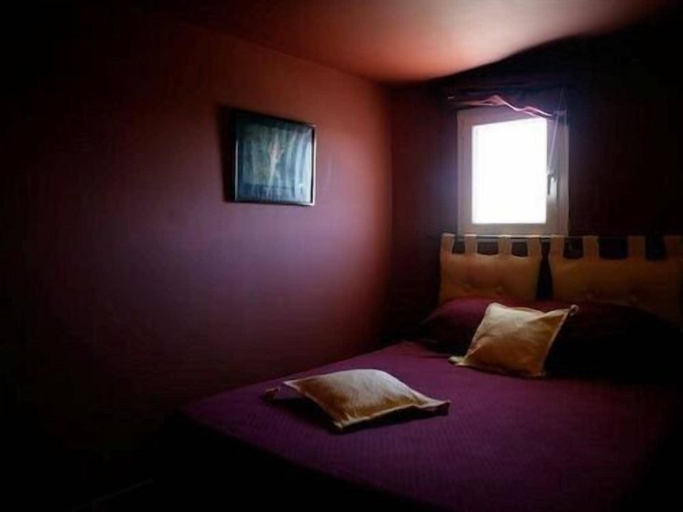 Bedroom 4, Villa Blanche, Bouches-du-Rhône