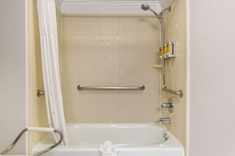 Bathroom, Best Western Plus Westbank, Jefferson