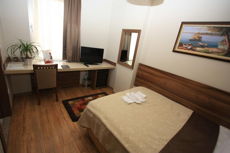 Bedroom 4, My Rose Hotel, Şişli