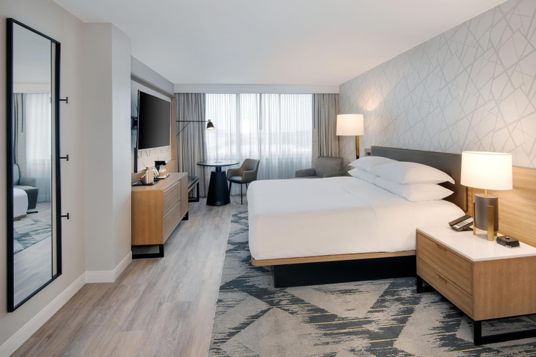 Bedroom 5, Sheraton Birmingham Hotel, Jefferson