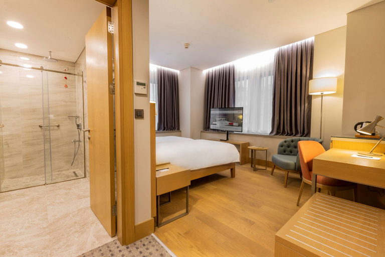 Bedroom 4, Radisson Hotel Istanbul Harbiye, Beşiktaş