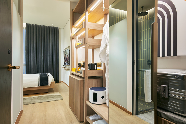 Bedroom 21