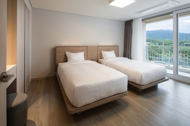 Bedroom 4, Kumho Sulak Resort, Sokcho