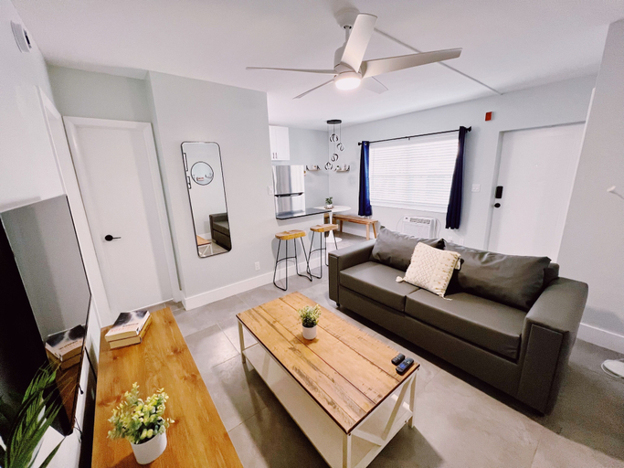 Others 5, Holiday Park by Lowkl, Broward