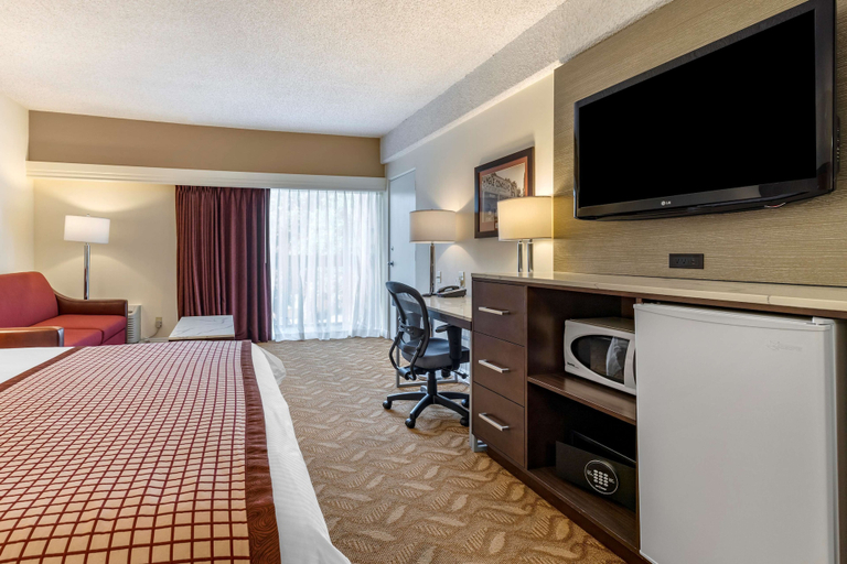 Bedroom 3, Best Western Plus Thousand Oaks Inn, Ventura