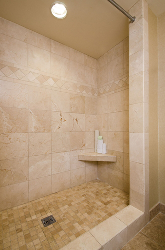 Bathroom 3, West Inn & Suites, San Diego