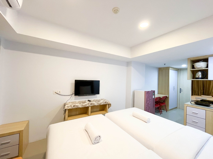 Bedroom 4, Homey And Cozy Studio At De Prima Apartment, Medan