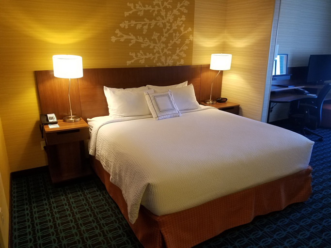 Bedroom 3, Fairfield Inn & Suites Gallup, McKinley