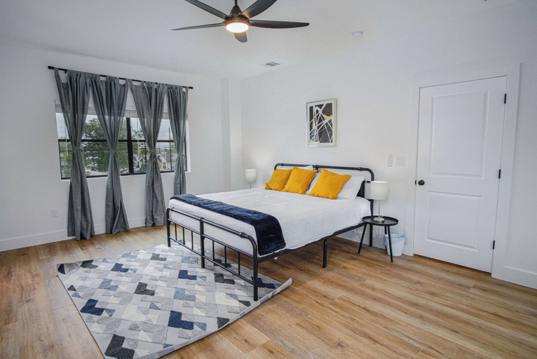 Bedroom 2, Amazing 3BR 2BA Only 5 Mins From Downtown, Bexar