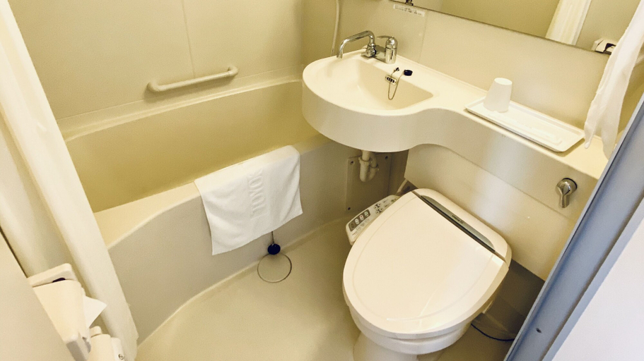 Bathroom 5, Toyoko Inn Hiroshima Ekimae Ohashi Minami, Hiroshima