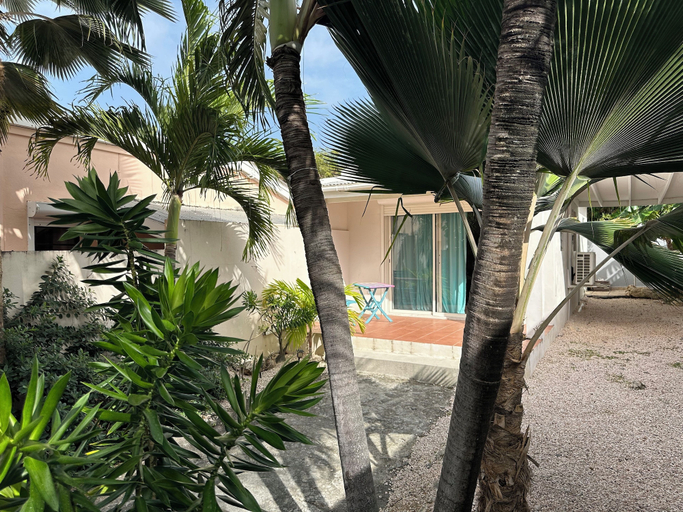 Exterior & Views 2, Studio Sleeps 2 With Free Parking
