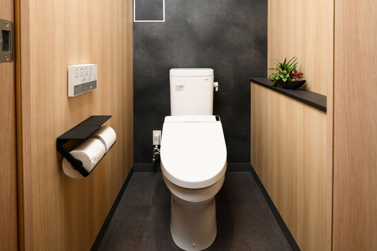 Bathroom 5, MIMARU Kyoto Nijo Castle, Kyoto