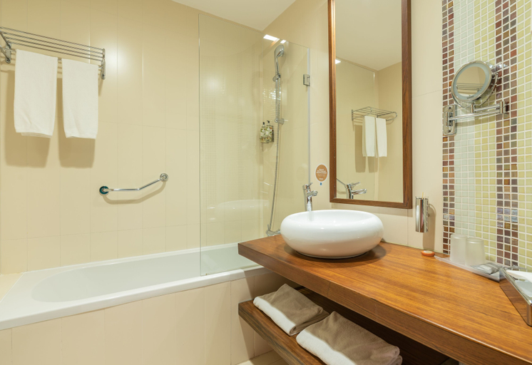 Bathroom 5, Aqua Pedra dos Bicos Design Beach Hotel - Adults Friendly, Albufeira