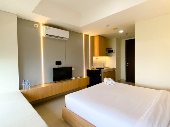 Bedroom 2, Cozy and Strategic Studio at Pollux Chadstone Apartment By Travelio, Cikarang