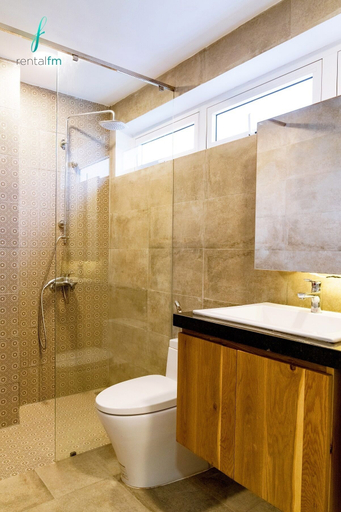 Bathroom, Can ho cach bien My Khe 350m RentalFM2, Da Nang