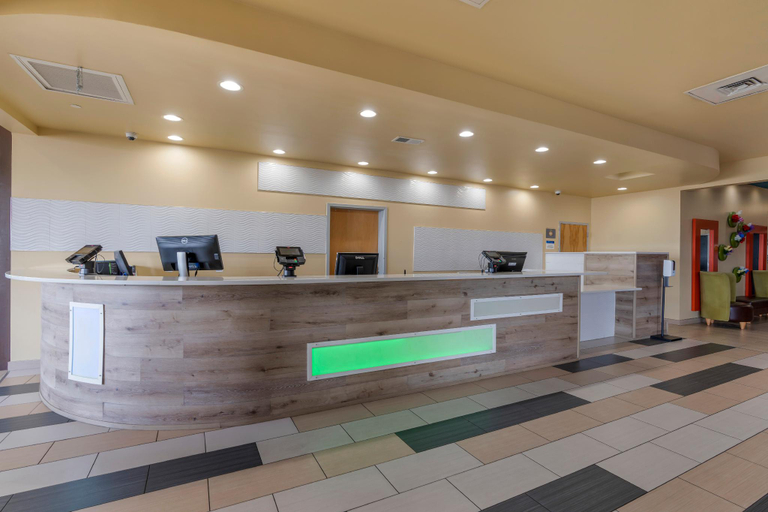 Public Area 2, Sandcastle Resort on the Beach, Virginia Beach