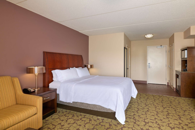 Bedroom 3, Hilton Garden Inn Hershey, Dauphin