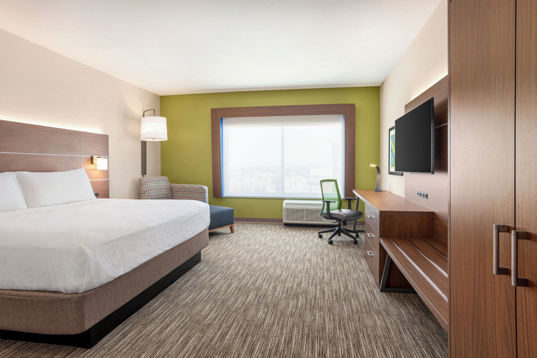 Bedroom 4, Holiday Inn Express & Suites AUSTIN NORTH - PFLUGERVILLE by IHG, Travis