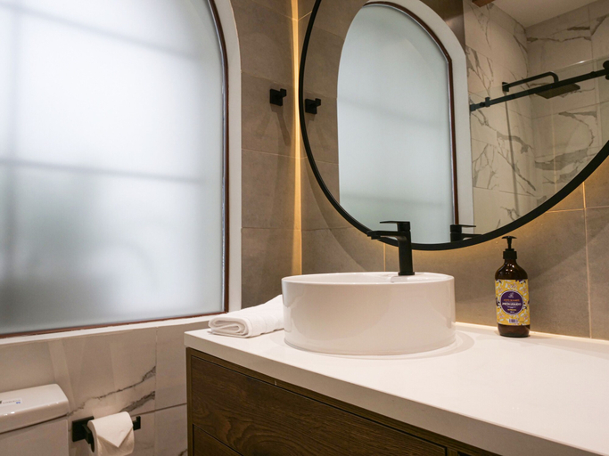 Bathroom 3, Wanderlot- Hotel Plaza Central, Riobamba