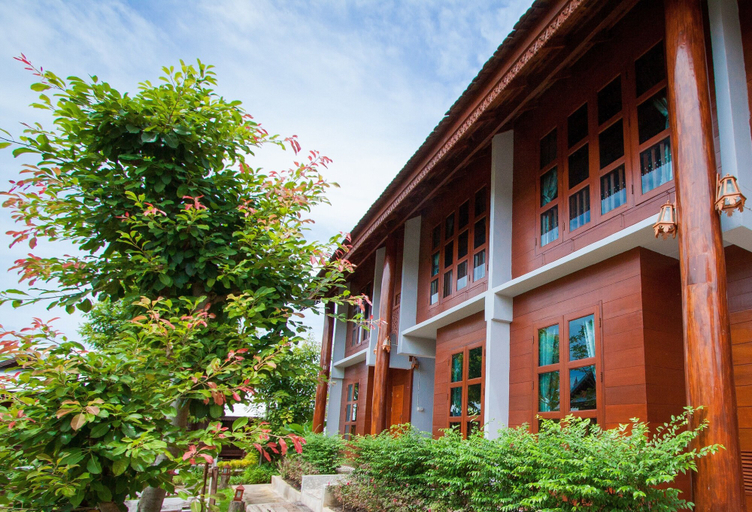Exterior & Views 2, Huen Aumpron Resort, Sung Men