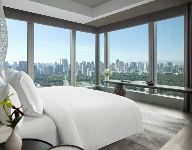 Bedroom 3, Four Seasons Hotel Tokyo at Otemachi, Chiyoda