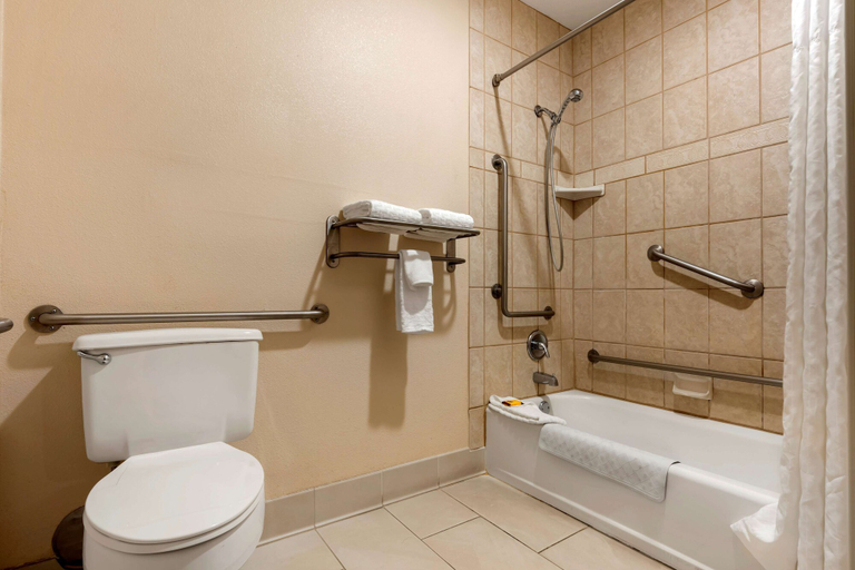 Bathroom 4, Best Western Plus Olympic Inn, Klamath