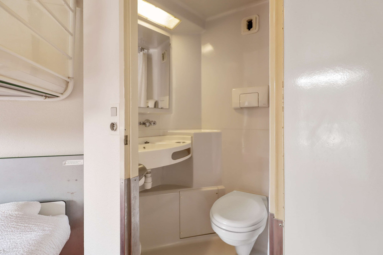 Bathroom 5, Première Classe Lille Sud - Henin Beaumont, Pas-de-Calais