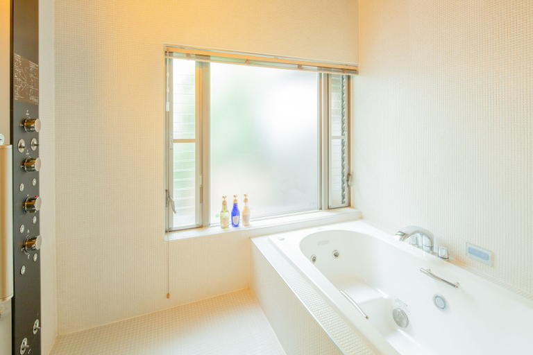 Bathroom 3, Suisui Garden Ryokan, Kitakyūshū