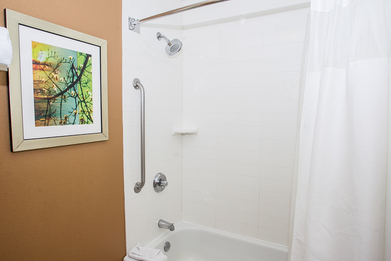 Bathroom 3, Fairfield Inn & Suites by Marriott Boston Milford, Worcester