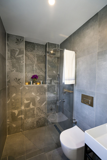 Bathroom 5, Dadya Bora Hotel, Datça