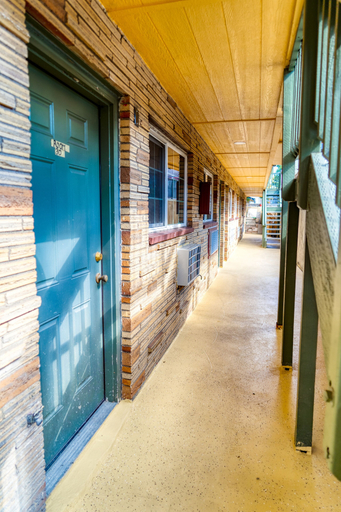 Exterior & Views 2, Budget Inn Motel, Wasco
