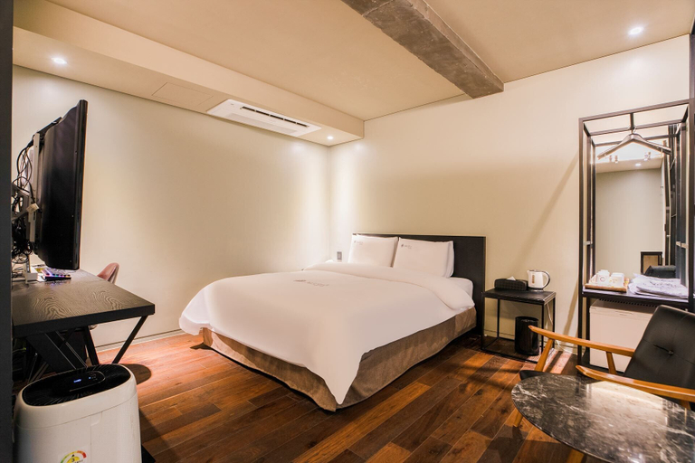 Bedroom 2, Hanam Aloha Hotel, Guri