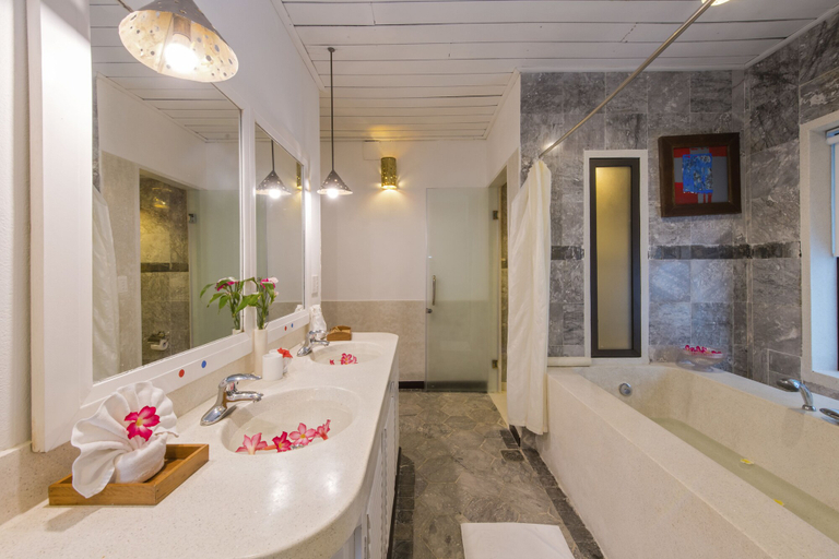 Bathroom 4, Hoi An Ancient House Resort And Spa, Da Nang