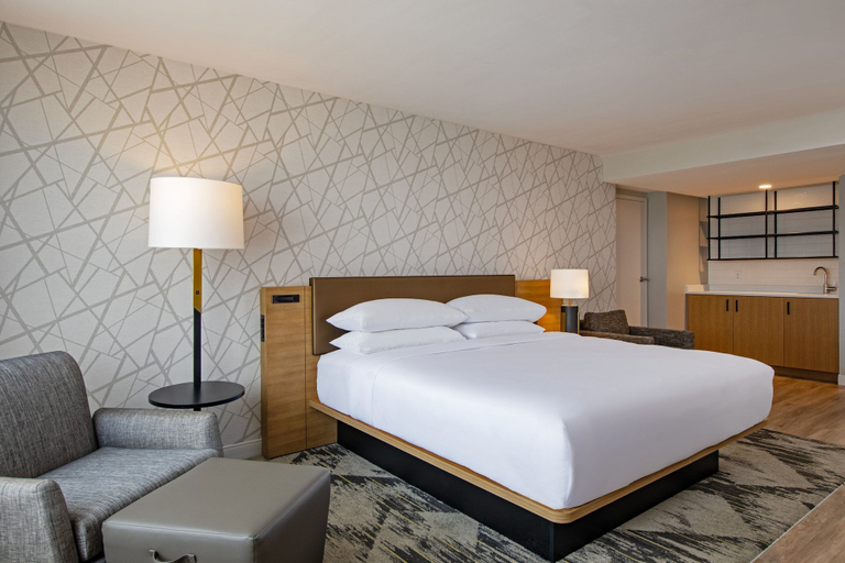 Bedroom 5, Sheraton Birmingham Hotel, Jefferson