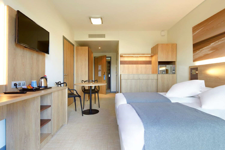 Bedroom 3, Kyriad Prestige Residence & Spa Cabourg - Dives-sur-Mer, Calvados